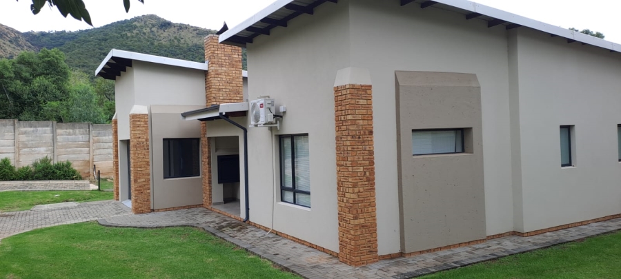 2 Bedroom Property for Sale in Wigwam North West